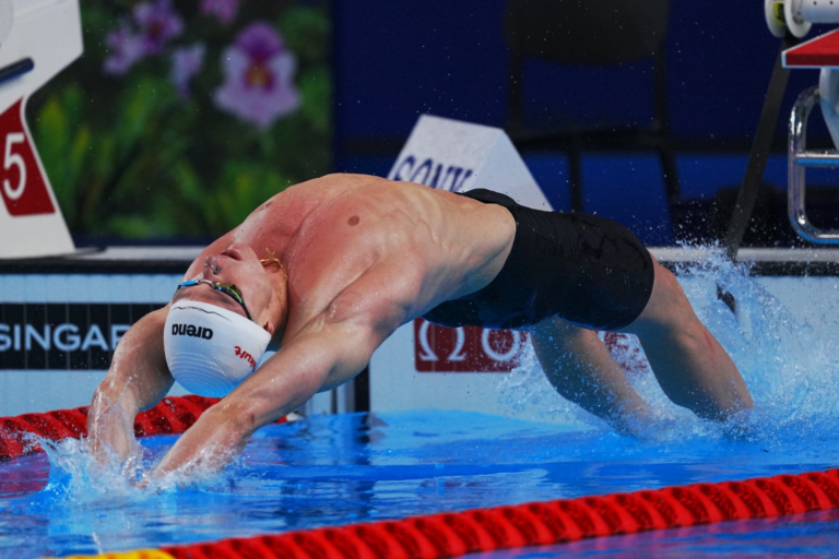 Coetzé seals Triple Backstroke Podium Sweep at World Aquatics Championships in Singapore